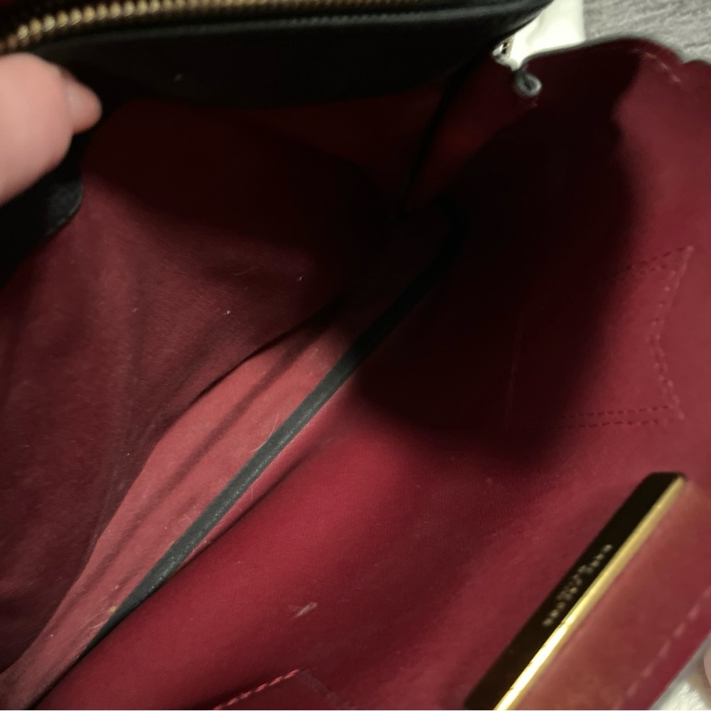 Marc Jacobs Black Leather Shoulder Bag - Picture 4 of 8